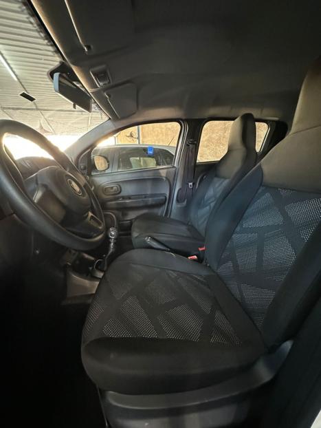 FIAT Mobi 1.0 4P FLEX EVO LIKE ON, Foto 4