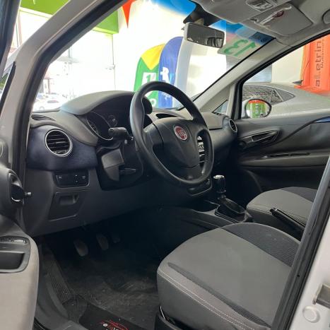 FIAT Punto 1.4 4P ATTRACTIVE FLEX, Foto 7