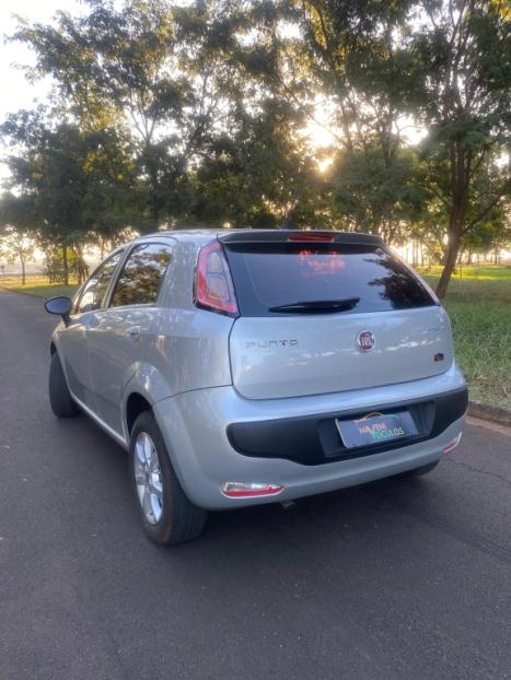 FIAT Punto 1.4 4P FLEX ATTRACTIVE ITALIA, Foto 4