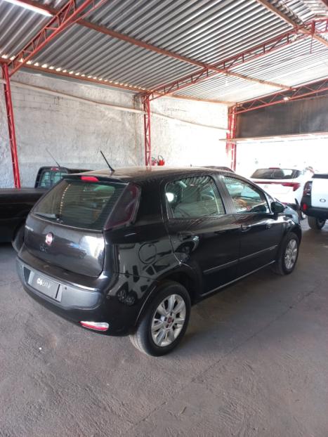 FIAT Punto 1.4 4P FLEX ATTRACTIVE ITALIA, Foto 6
