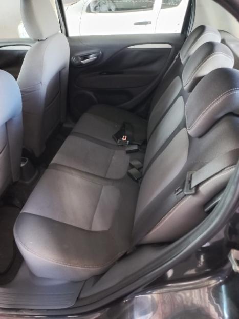 FIAT Punto 1.4 4P FLEX ATTRACTIVE ITALIA, Foto 10