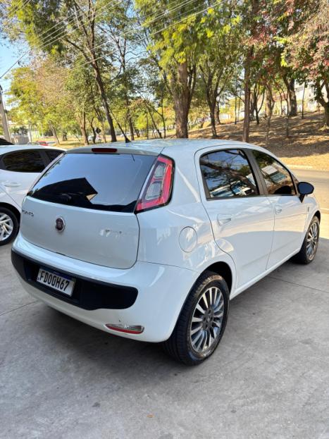 FIAT Punto 1.4 4P FLEX ATTRACTIVE ITALIA, Foto 6