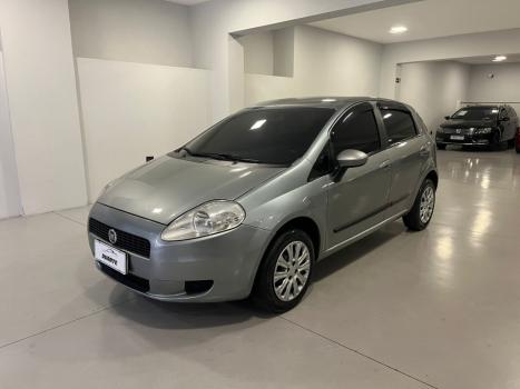 FIAT Punto 1.4 FLEX 4P, Foto 3