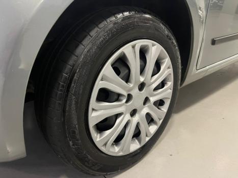 FIAT Punto 1.4 FLEX 4P, Foto 14