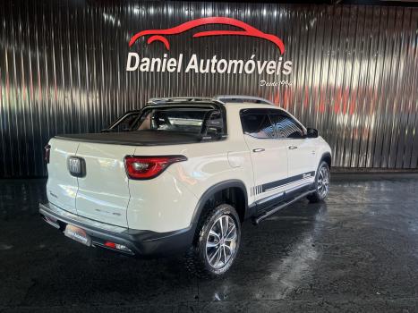 FIAT Toro 2.0 16V 4P VOLCANO 4WD TURBO DIESEL AUTOMTICO, Foto 6