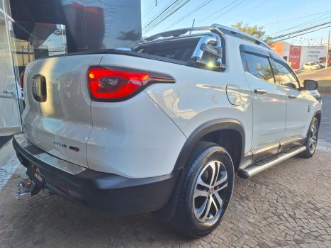 FIAT Toro 2.0 16V 4P VOLCANO 4WD TURBO DIESEL AUTOMTICO, Foto 11