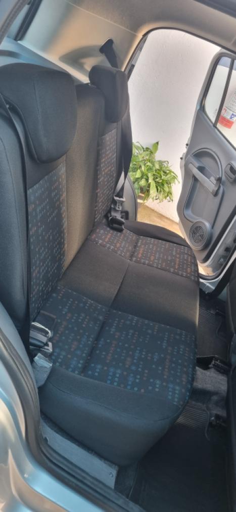 FIAT Uno 1.0 4P FLEX EVO VIVACE CELEBRATION, Foto 5