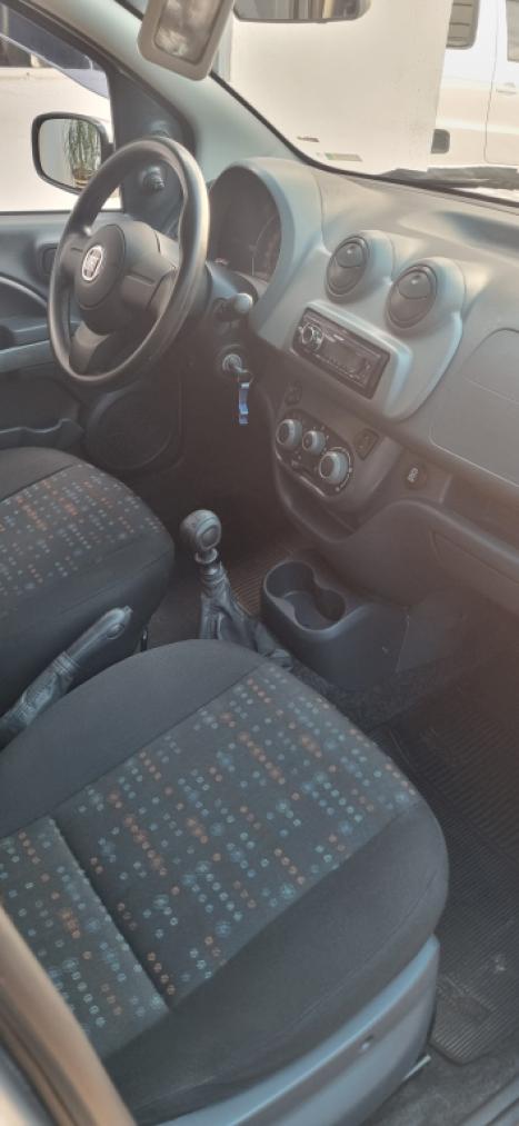 FIAT Uno 1.0 4P FLEX EVO VIVACE CELEBRATION, Foto 6