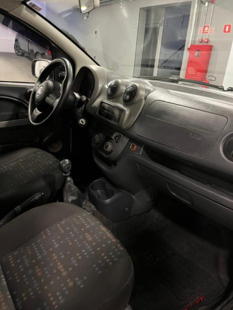 FIAT Uno 1.0 4P FLEX EVO VIVACE CELEBRATION, Foto 10