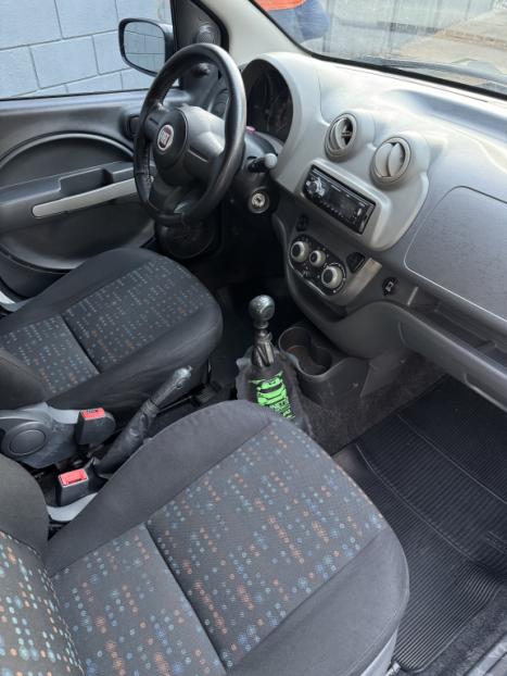 FIAT Uno 1.0 FLEX VIVACE, Foto 8