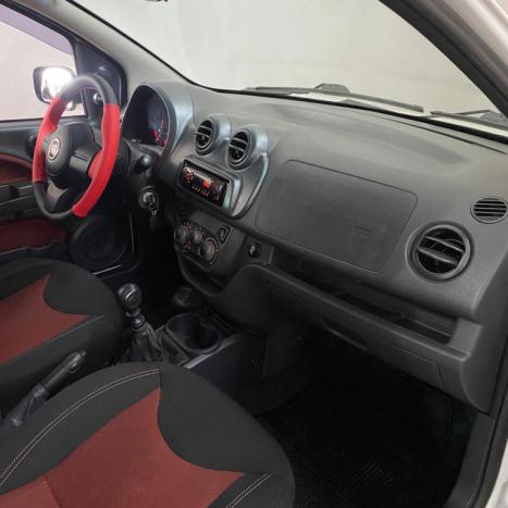 FIAT Uno 1.4 4P FLEX SPORTING, Foto 10