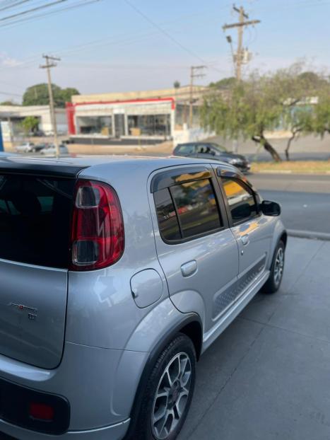 FIAT Uno 1.4 FLEX SPORTING, Foto 3