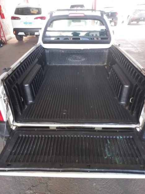 FORD Courier 1.6 L, Foto 8