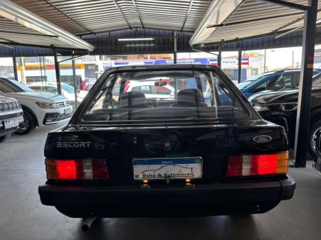 FORD Escort 1.6 L, Foto 4