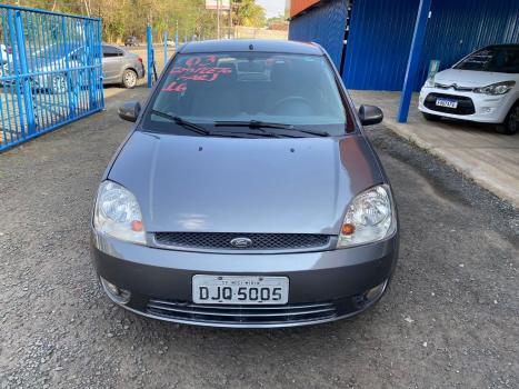 FORD Fiesta Hatch 1.6 4P, Foto 2