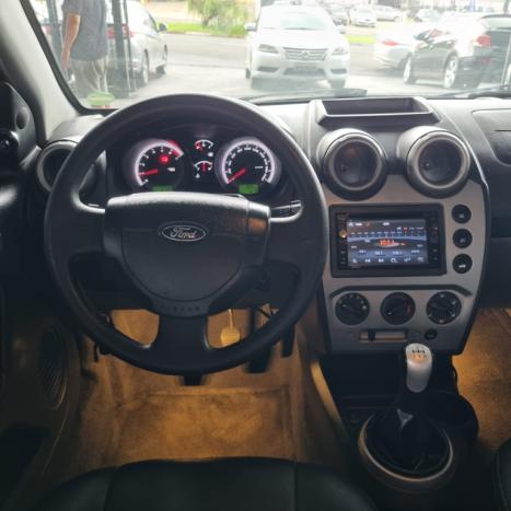 FORD Fiesta Hatch 1.6, Foto 8