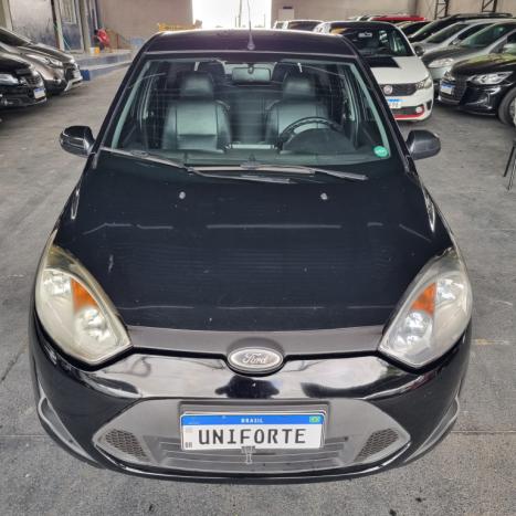 FORD Fiesta Hatch 1.6, Foto 2