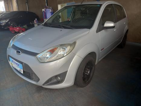 FORD Fiesta Hatch 1.6, Foto 3