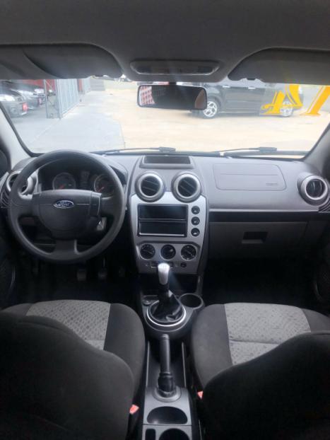 FORD Fiesta Hatch 1.6 4P, Foto 1