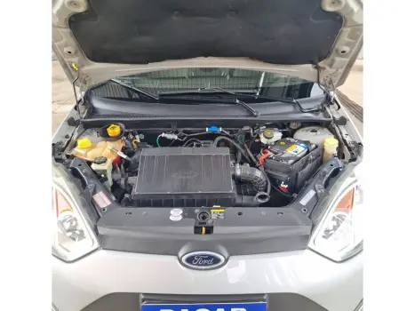 FORD Fiesta Hatch 1.6 CLASS, Foto 16