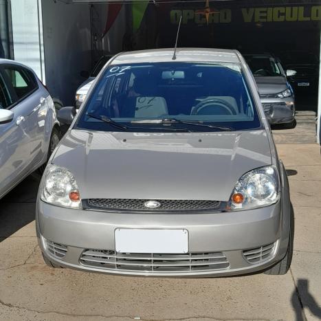 FORD Fiesta Hatch 1.0 4P, Foto 2