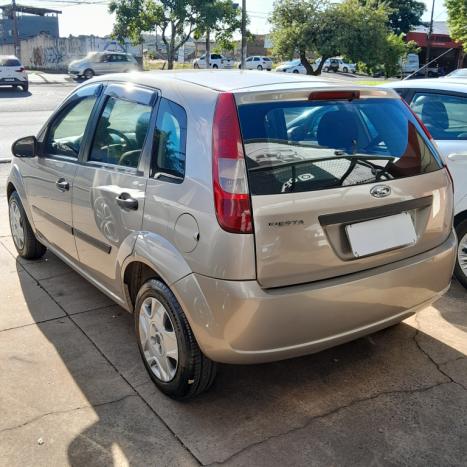 FORD Fiesta Hatch 1.0 4P, Foto 4