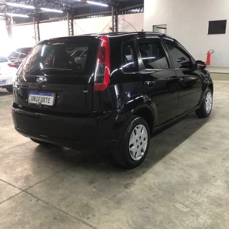 FORD Fiesta Hatch 1.6 4P, Foto 6