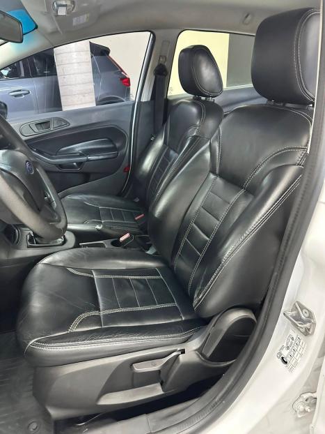FORD Fiesta Hatch 1.5 16V 4P S FLEX, Foto 10