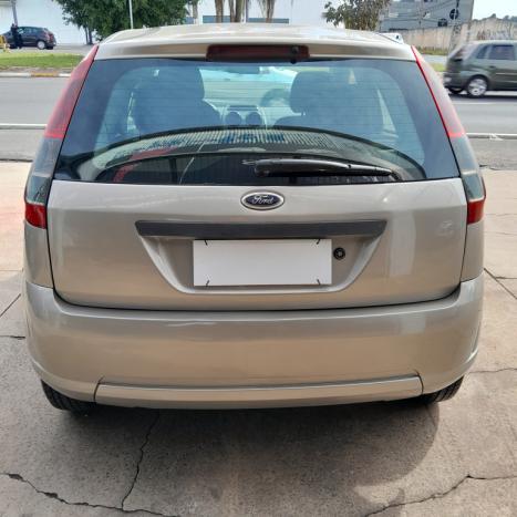 FORD Fiesta Hatch 1.0 4P, Foto 5
