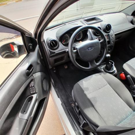 FORD Fiesta Hatch 1.0 4P, Foto 8