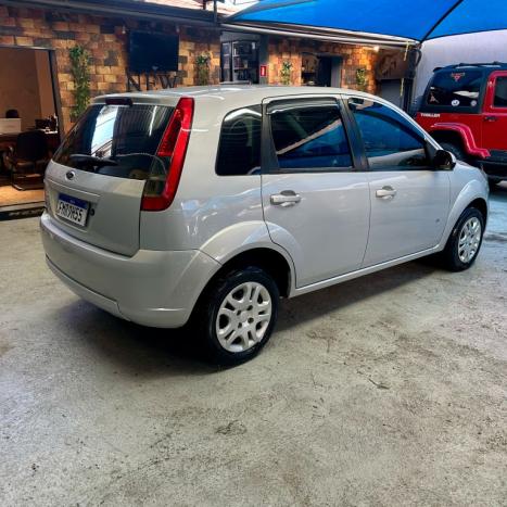 FORD Fiesta Hatch 1.0 4P SE PLUS FLEX, Foto 3