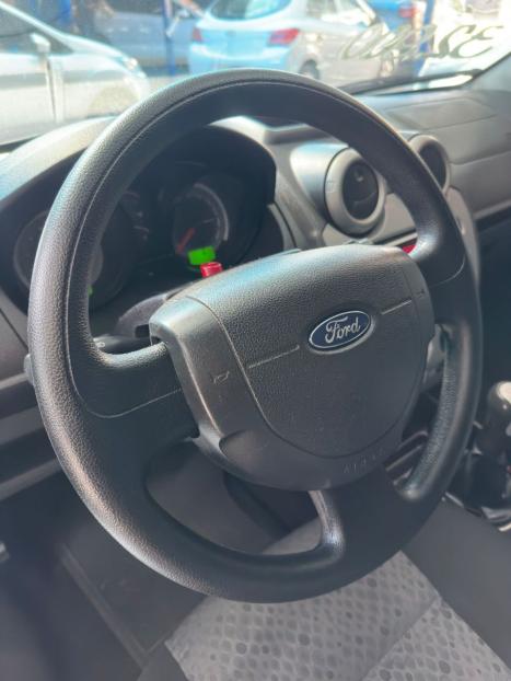 FORD Fiesta Hatch 1.0, Foto 5