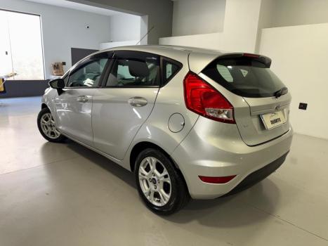 FORD Fiesta Hatch 1.6 4P SE PLUS FLEX, Foto 4