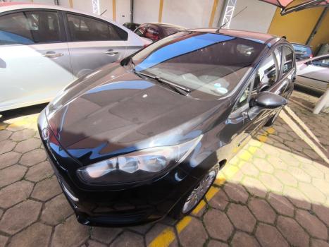 FORD Fiesta Hatch 1.0 4P SE PLUS FLEX, Foto 2