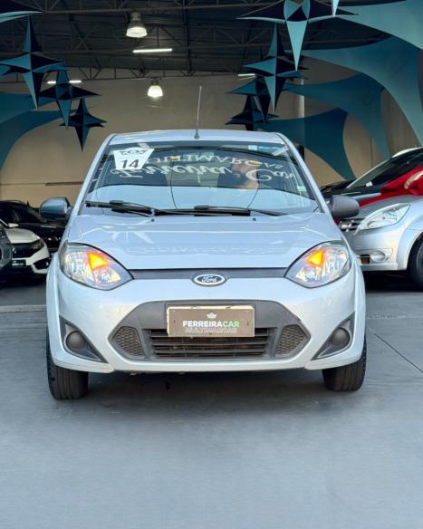 FORD Fiesta Hatch 1.0 4P, Foto 2