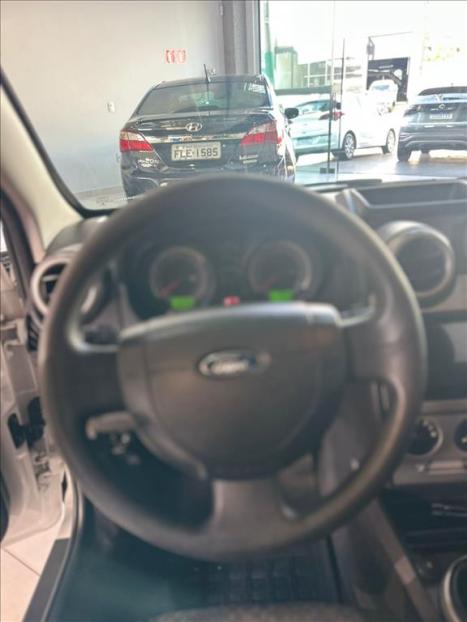 FORD Fiesta Hatch 1.6 4P SE FLEX, Foto 4