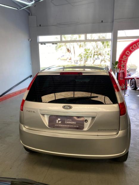 FORD Fiesta Hatch 1.0 4P SUPERCHARGER, Foto 4