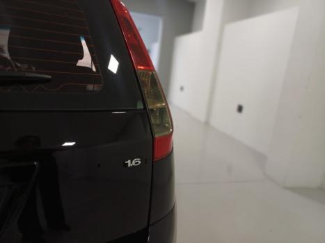 FORD Fiesta Hatch 1.6 4P FLEX, Foto 9