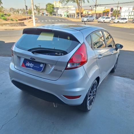 FORD Fiesta Hatch 1.6 4P SE FLEX, Foto 4