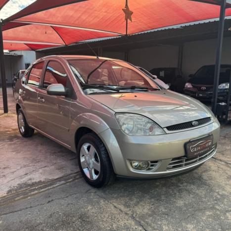 FORD Fiesta Sedan 1.6 4P FLEX, Foto 2