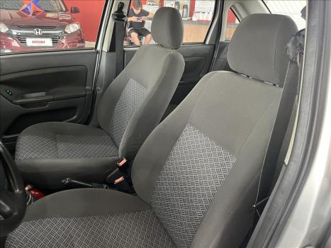 FORD Fiesta Sedan 1.6 4P FLEX, Foto 8