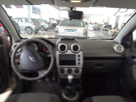FORD Fiesta Sedan 1.6 4P ROCAM FLEX, Foto 7