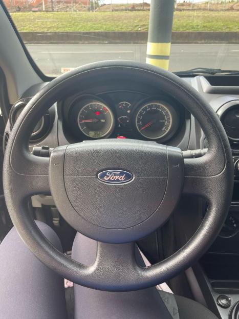 FORD Fiesta Sedan 1.6 4P FLEX, Foto 13