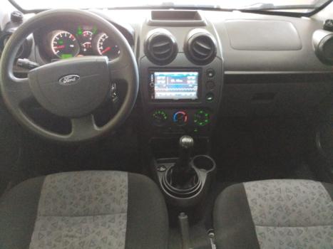 FORD Fiesta Sedan 1.6 4P FLEX, Foto 8