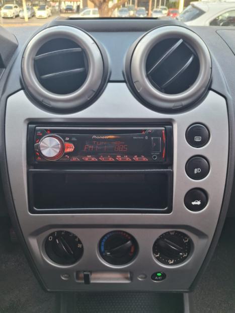 FORD Fiesta Sedan 1.6 16V 4P SE FLEX, Foto 6