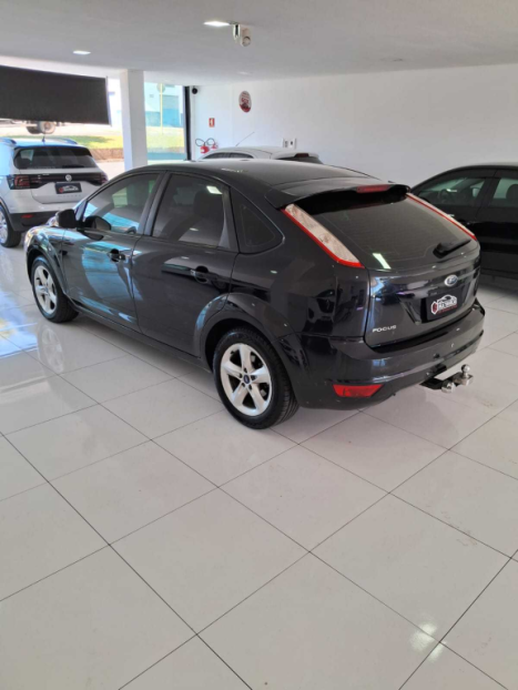 FORD Focus Hatch 1.6 16V 4P SE FLEX, Foto 1