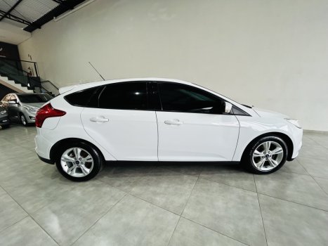 FORD Focus Hatch 1.6 16V 4P SE FLEX, Foto 8