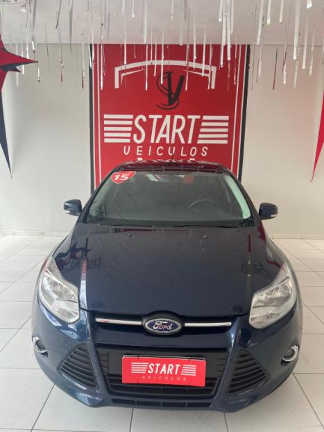 FORD Focus Hatch 1.6 16V 4P FLEX S, Foto 2