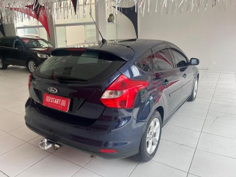 FORD Focus Hatch 1.6 16V 4P FLEX S, Foto 5