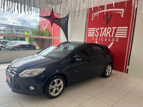 FORD Focus Hatch 1.6 16V 4P FLEX S, Foto 6